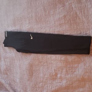 Nike pro mesh leggings